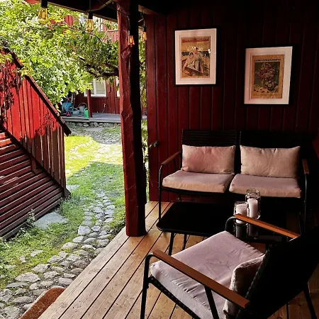 Sommerfuglen - Sjarmerende Idyll Midt I Gamlebyen Apartment Fredrikstad