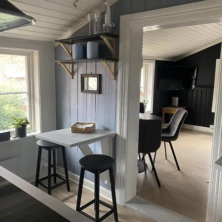 Sommerfuglen - Sjarmerende Idyll Midt I Gamlebyen Fredrikstad